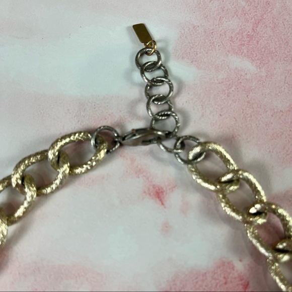 Lucky Star chunky statement link necklace. Gold, silver, gun metal gray - Picture 8 of 13